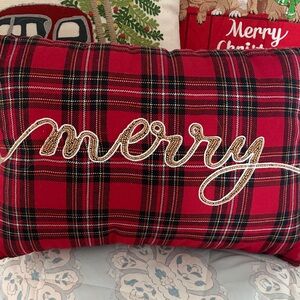 Xmas beaded pillow